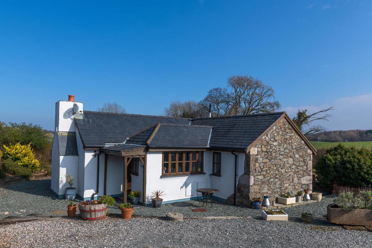 Beautiful Countryside Cottage On The North Wales Coast Abergele Kültér fotó