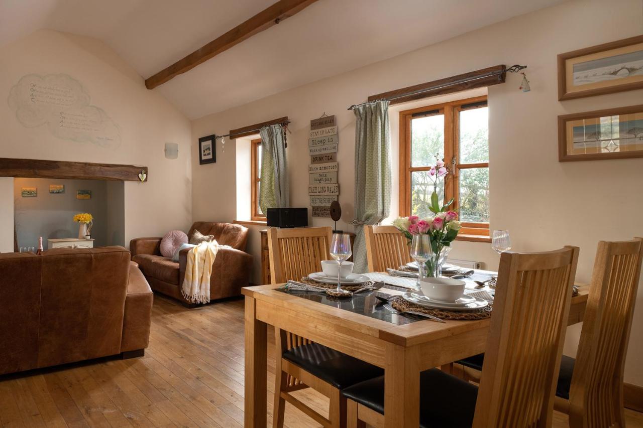 Beautiful Countryside Cottage On The North Wales Coast Abergele Kültér fotó