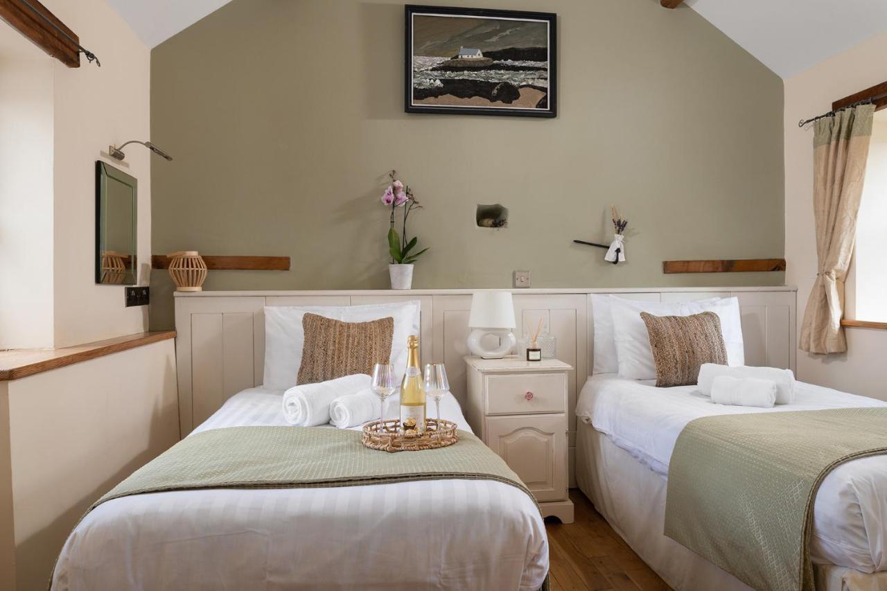 Beautiful Countryside Cottage On The North Wales Coast Abergele Kültér fotó
